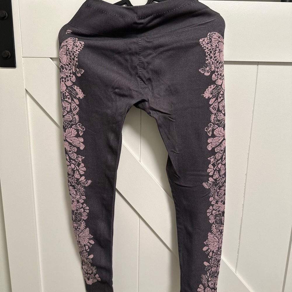 Floral Print high pressure Leggings - Pink and dark purple